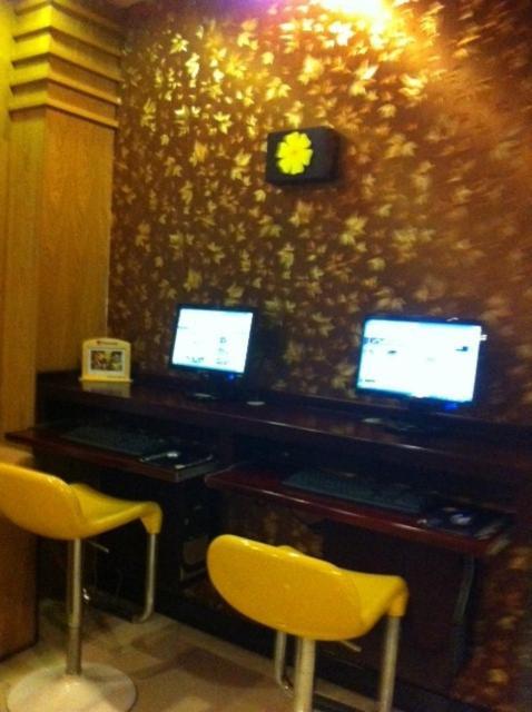 Hoang Vinh Hotel Хошимин Екстериор снимка